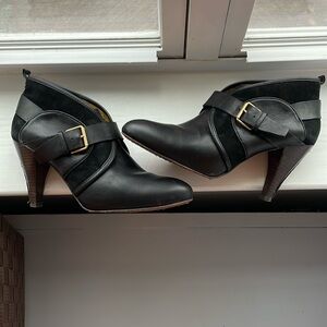 Ted Baker Black Leather Mixed Medium Booties